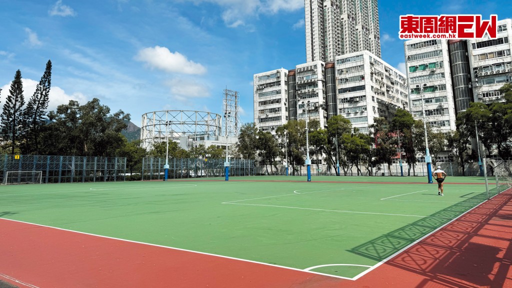 九龍城區議員成功爭取明年在下鄉道土瓜灣遊樂場舉辦年宵市場及賞燈會。