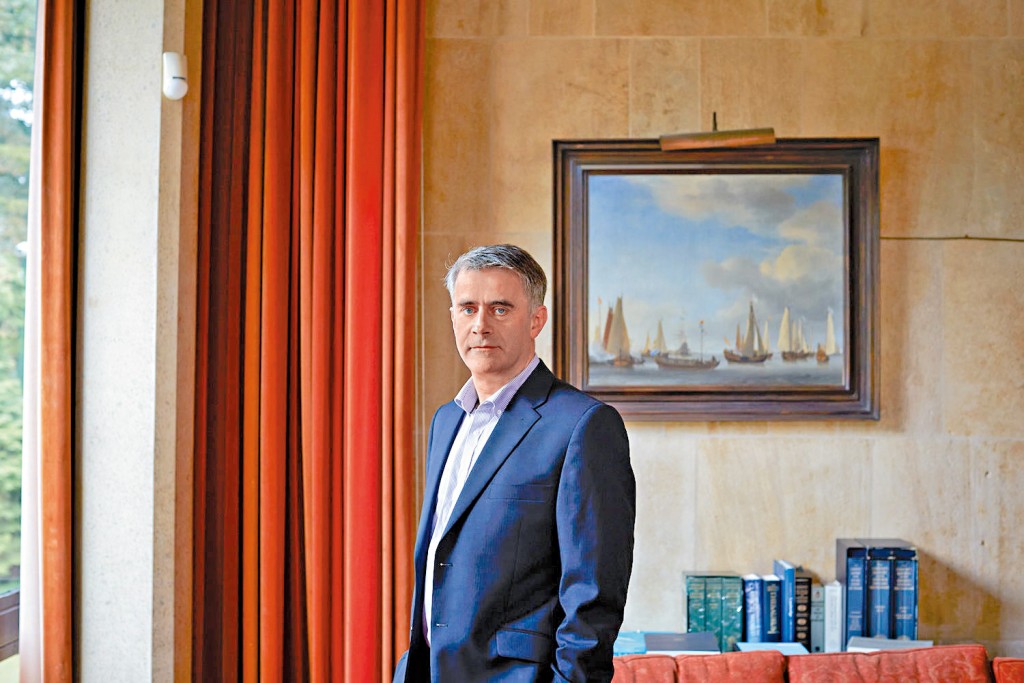 航空企業家兼科技投資者哈伯恩一次過捐出約九千四百萬元給改革黨。