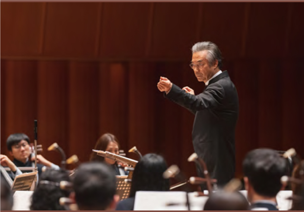 在香港中樂團藝術總監兼終身指揮閻惠昌率領下，去年樂團多次外訪舉行音樂會及參加音樂節。