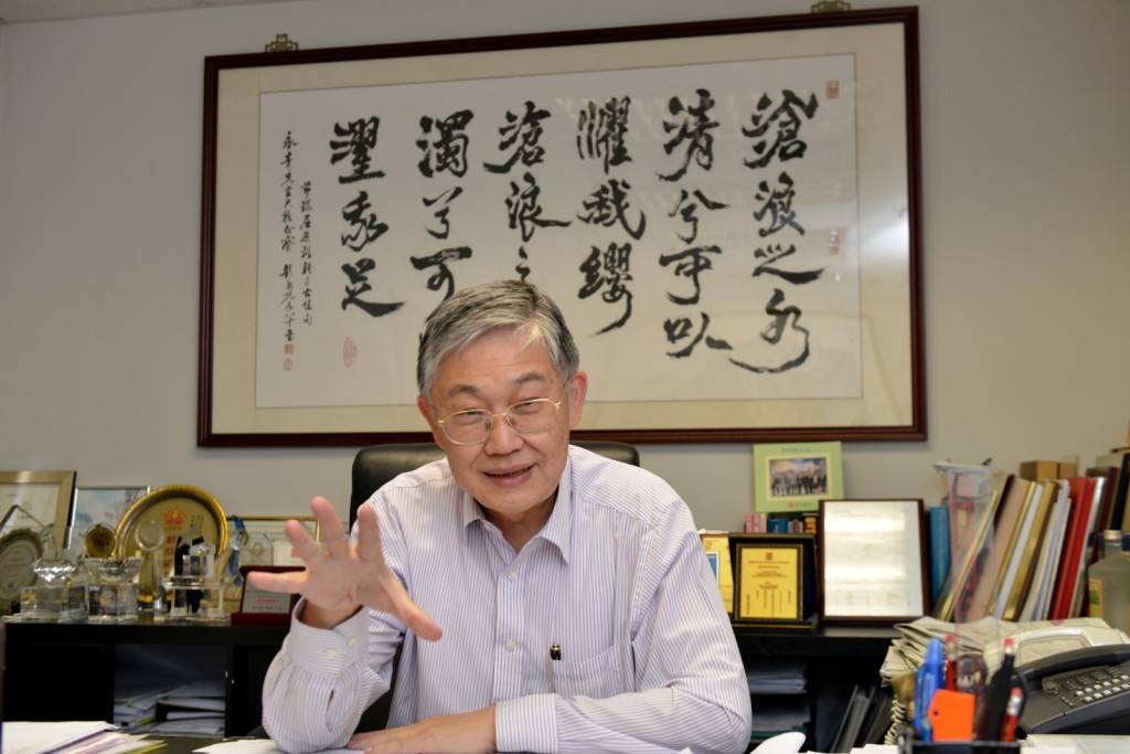 施永青最新向《am730》確認有人洽談購入《am730》。 施永青最新向《am730》確認有人洽談購入《am730》。