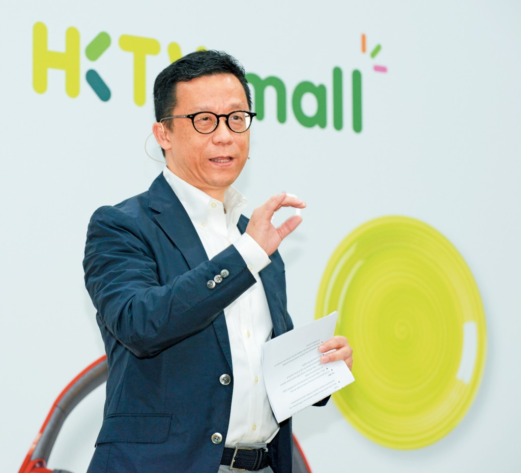 王維基旗下的HKTVmall過去亦搶走傳統超市部分客源。 王維基旗下的HKTVmall過去亦搶走傳統超市部分客源。