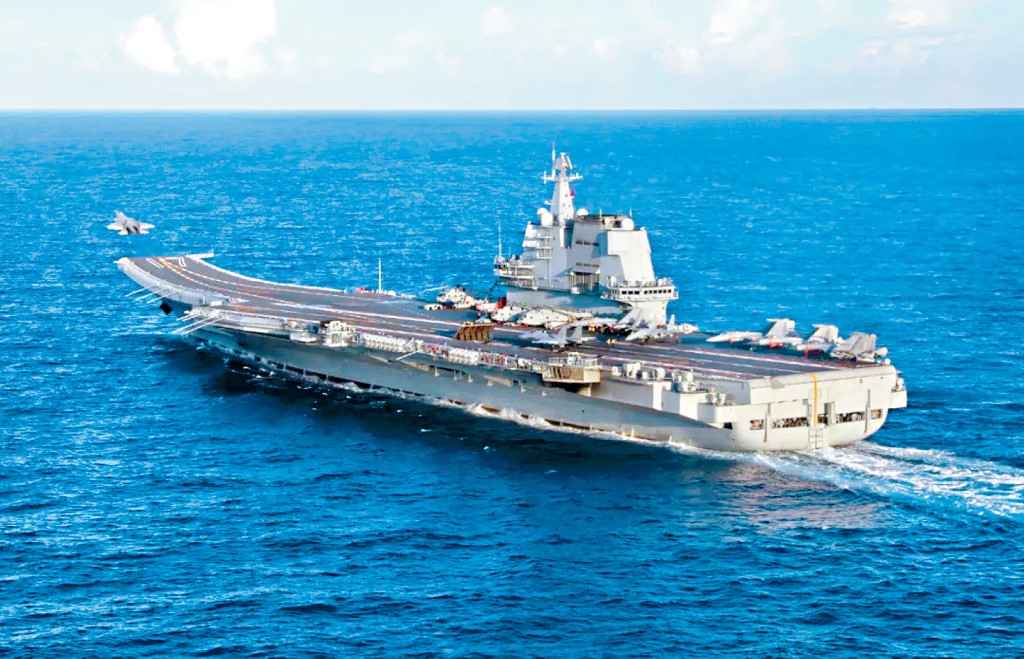 時隔8年之後,再有國家的航空母艦訪港 時隔8年之後,再有國家的航空母艦訪港