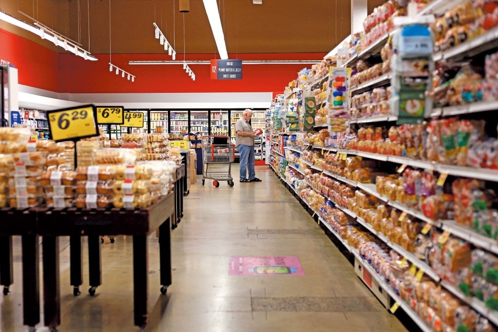 美伊戰爭持續，不僅讓地緣政治局勢陷入泥沼，油價攀升更引發全球通脹連鎖反應。