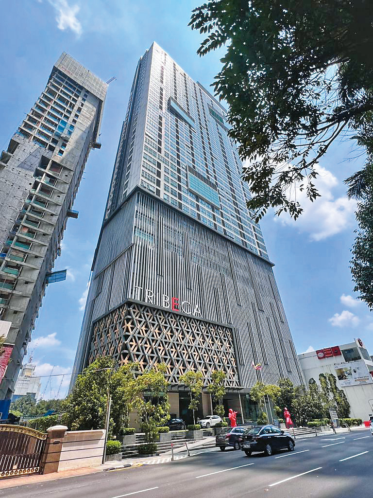 政府於去年十二月十日在吉隆坡新設駐當地的經貿辦,以促進兩地經貿合作。 政府於去年十二月十日在吉隆坡新設駐當地的經貿辦,以促進兩地經貿合作。