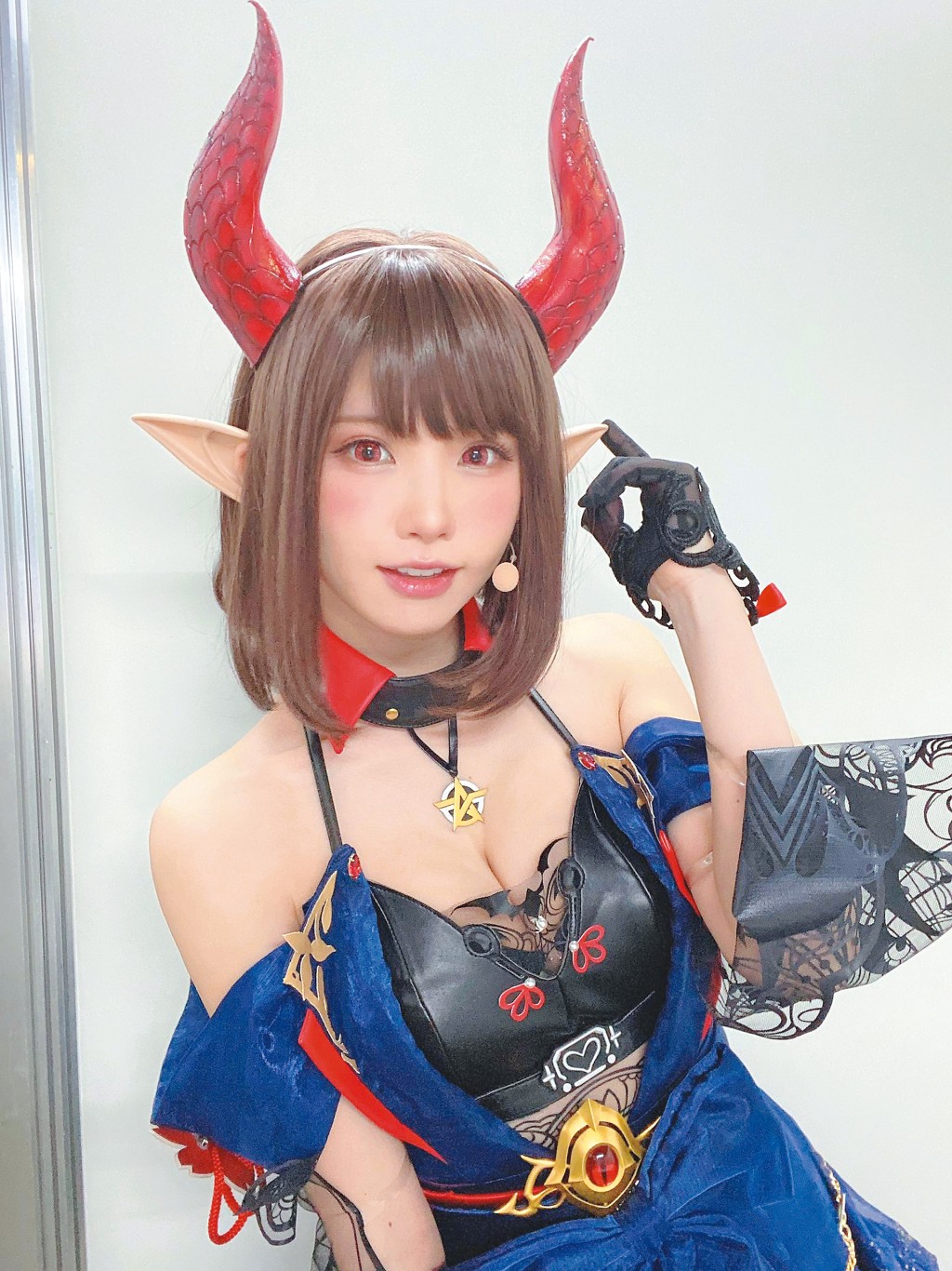 日本人氣Coser「Enako」直播「時薪」高達一萬元。 日本人氣Coser「Enako」直播「時薪」高達一萬元。