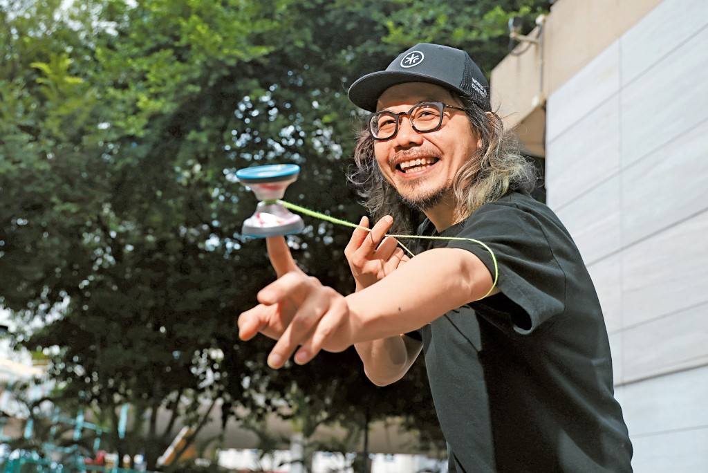 可以年老後到公園繼續玩搖搖，是阿反的最大願望。
