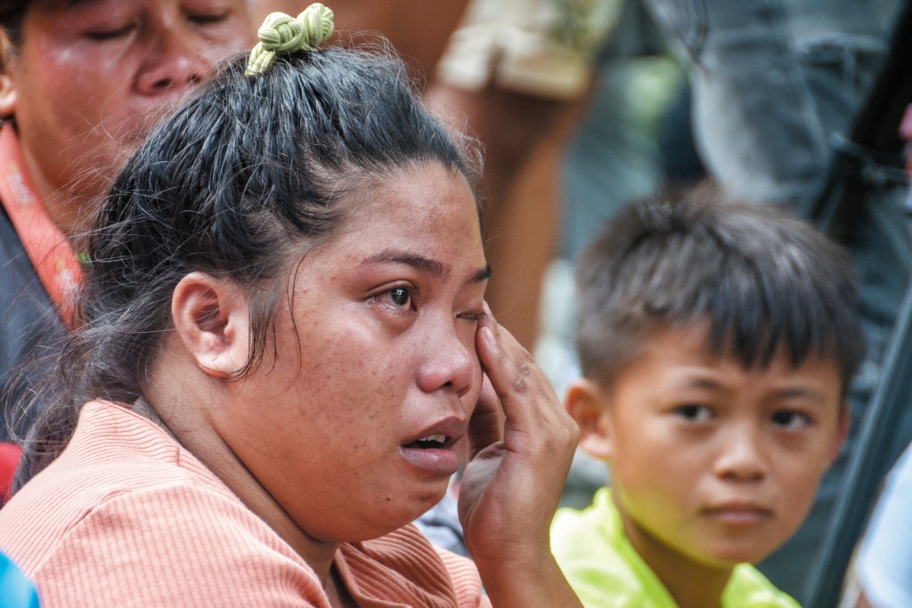 垃圾山崩塌掩埋山下村屋，令貧窮的居民頓失家園。