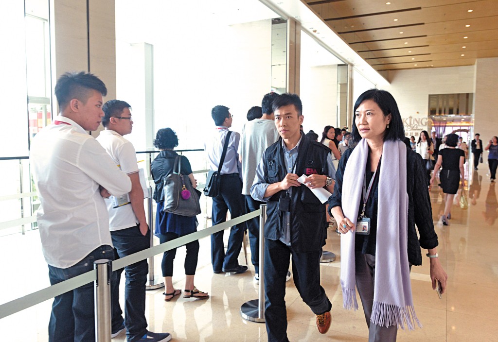 在加入旅監局之前，方安妮曾出任地產代理監管局執行及專業發展總監。