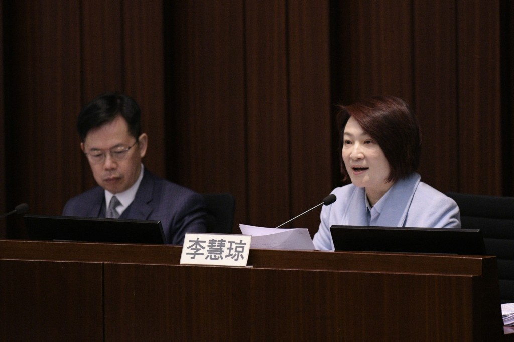 李慧琼承諾，包括強化申訴部和研究部職能、邀官員定期向議員介紹政策進度等。