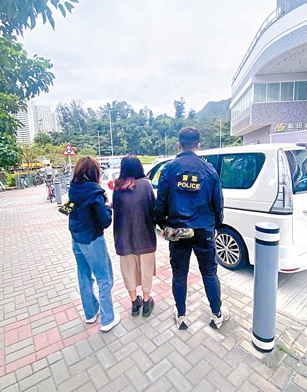 警方在二○二二年先後拘捕多名網紅，涉嫌透過社交媒體，推廣非法賭博網站。