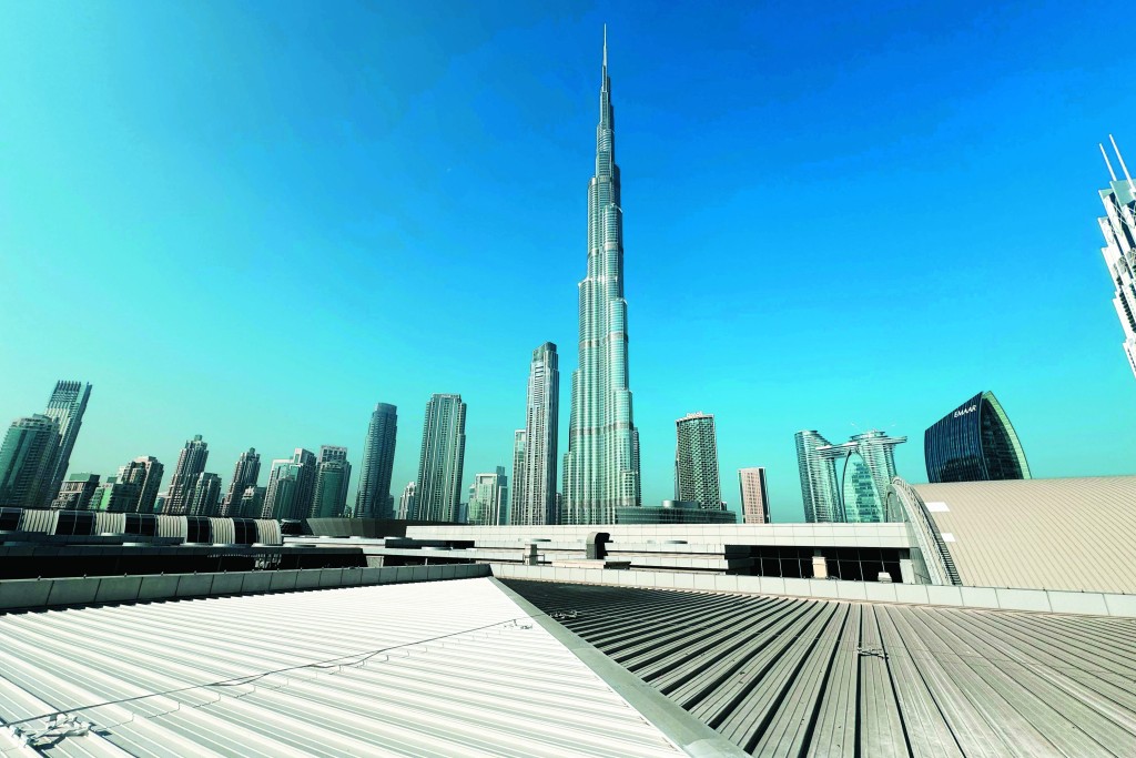 創冷科技的無電製冷塗料目前已應用於中東多座建築物。 創冷科技的無電製冷塗料目前已應用於中東多座建築物。