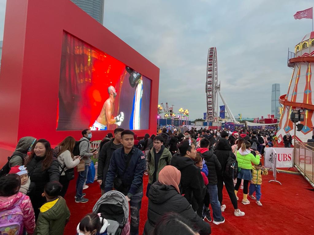 無懼港人北上消費潮AIA友邦嘉年華闊別4年再現中環海濱