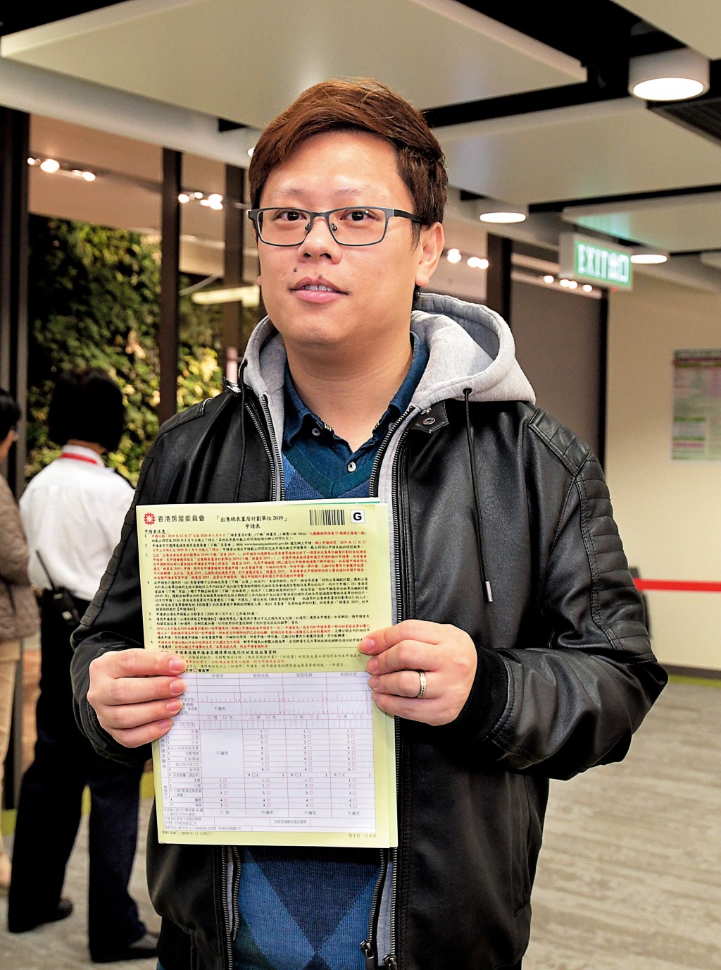 公屋聯會總幹事招國偉認為居屋及綠置居的優先揀樓計劃，或更有效鼓勵生育。