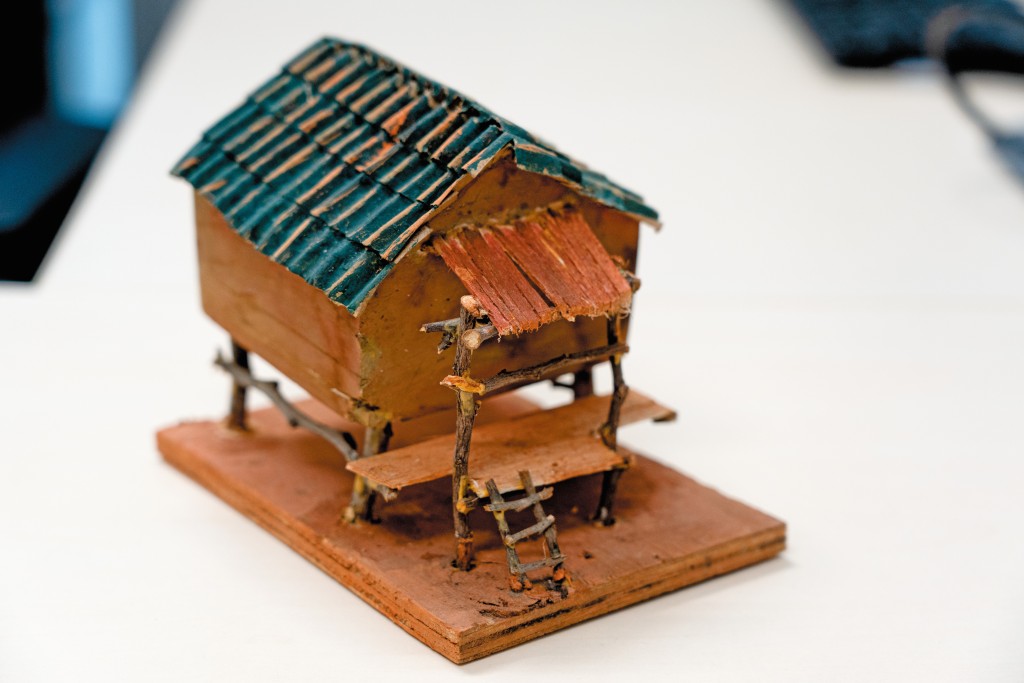 小工藝由加沙木匠與小朋友一同製作，對小朋友來說也是一種Art Therapy。