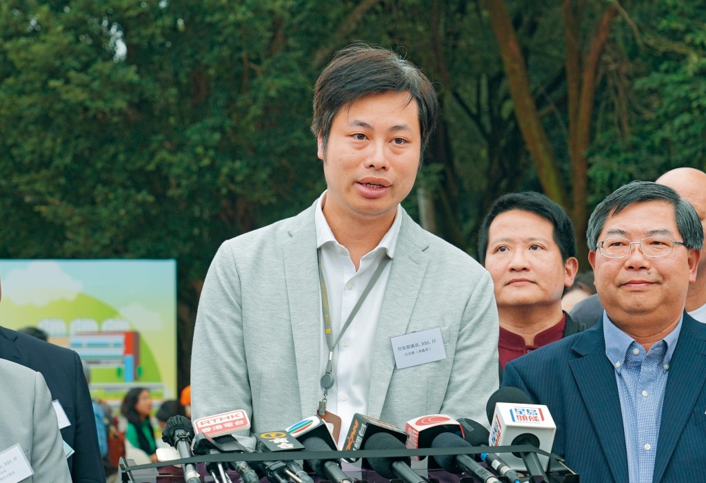 何俊賢指龍虎山教育中心無理由無了期丟空,環保署必須盡快作出定論。 何俊賢指龍虎山教育中心無理由無了期丟空,環保署必須盡快作出定論。