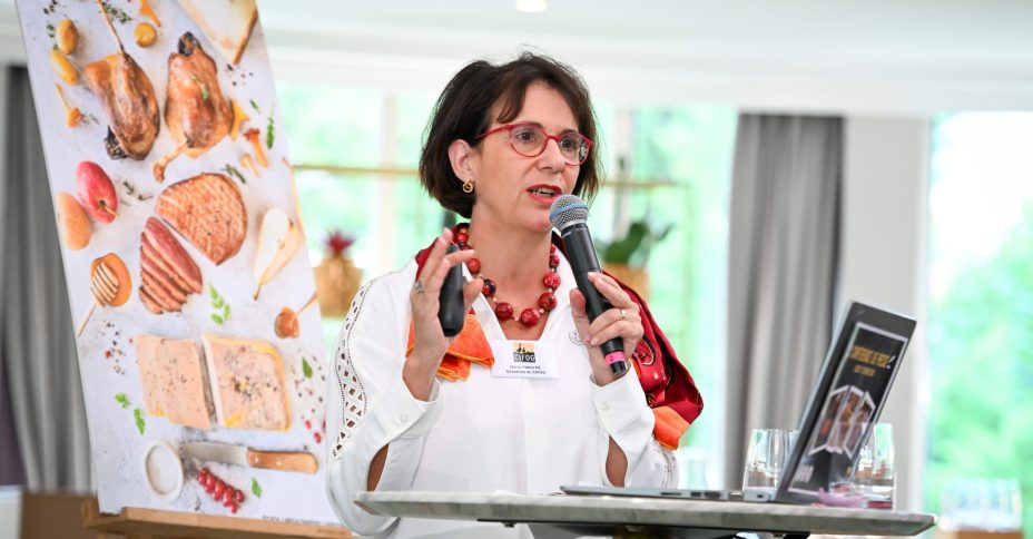 法國跨行業委員會主席 Marie-Pierre Pé 發動鵝肝保衛戰,聯合多國同業游說美國農業部長。 法國跨行業委員會主席 Marie-Pierre Pé 發動鵝肝保衛戰,聯合多國同業游說美國農業部長。