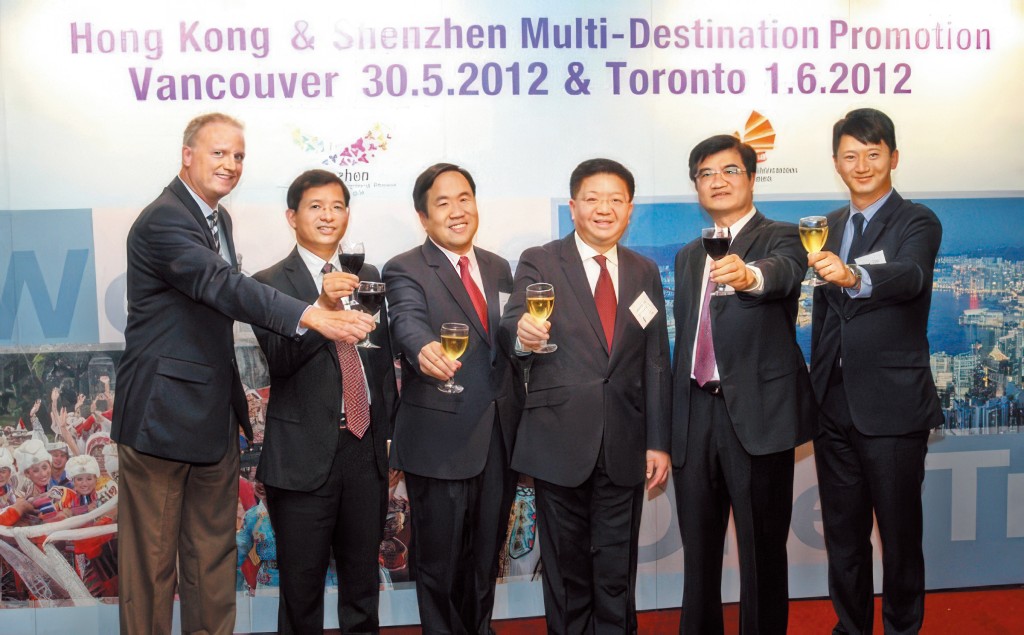 董沛銓曾於旅發局工作接近五年，當時的工作令他有機會接觸較前線的崗位。