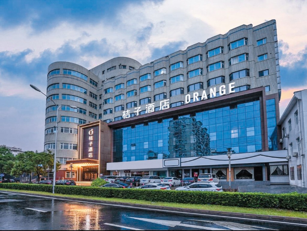 內需復甦，譚朗蔚看好主打中高檔酒店的華住集團。