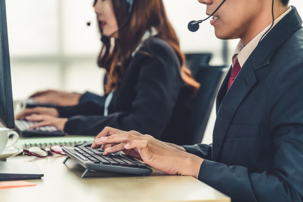 只要撥打171010專線，「24小時私人助理」會即時接聽並為客戶解決生活繁瑣雜務，助客戶尊享優質無憂生活。