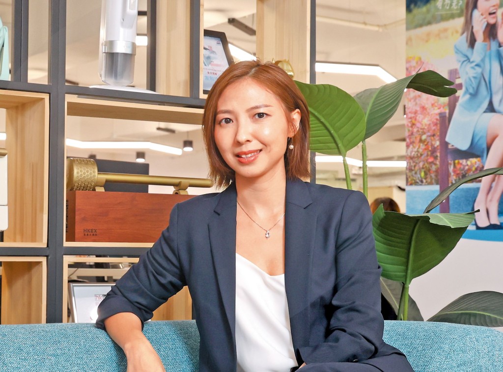 友和共同創辦人兼營運總監徐嘉穎認為，港人北上購物並非一面倒的危機，補貼會逼使行業創新轉型，正是港商的生存之道。