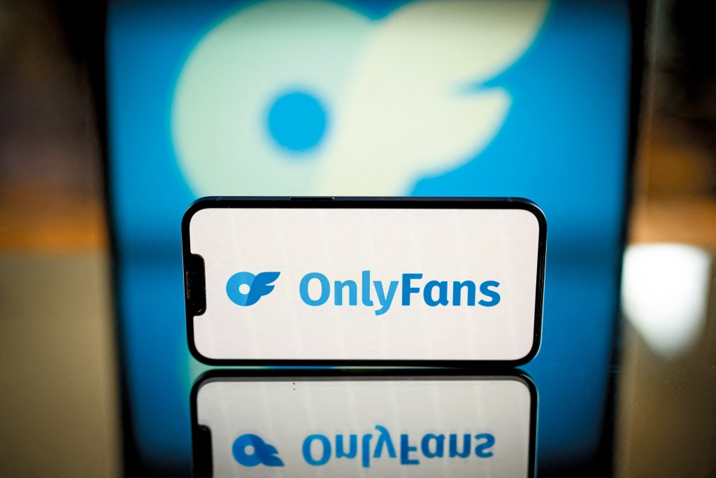 OnlyFans定位為「創作者經濟」核心，推行訂閱制，並將分紅比例定為創作者八成、平台二成。