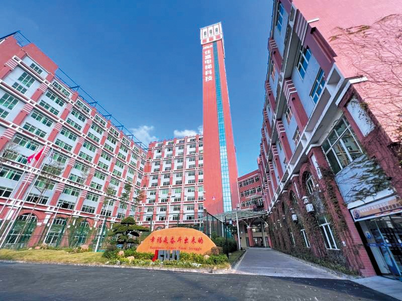 張欽曾聲稱「臺日」是內地「住友富士電梯廠」的「駐港分公司」,不過近日有消息指,「住友富士」與「臺日」只有供應合約關係。 張欽曾聲稱「臺日」是內地「住友富士電梯廠」的「駐港分公司」,不過近日有消息指,「住友富士」與「臺日」只有供應合約關係。