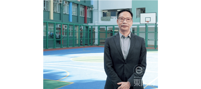 房屋局過渡性房屋專責小組項目總監(二)黃永雄先生表示,象山邨「樂屋」不單改善了住戶的居住環境,也為當區帶來新氣象。 房屋局過渡性房屋專責小組項目總監(二)黃永雄先生表示,象山邨「樂屋」不單改善了住戶的居住環境,也為當區帶來新氣象。