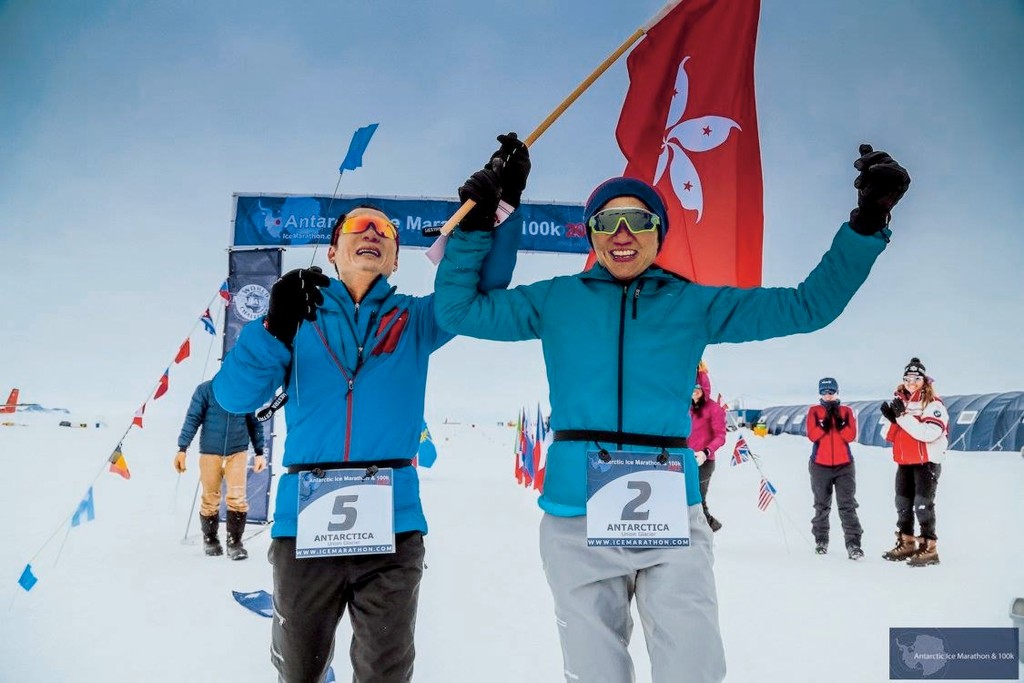 梁小偉是全球首名視障選手參加南極一百公里超級馬拉松，他既為籌款，也難得可到極地體驗。