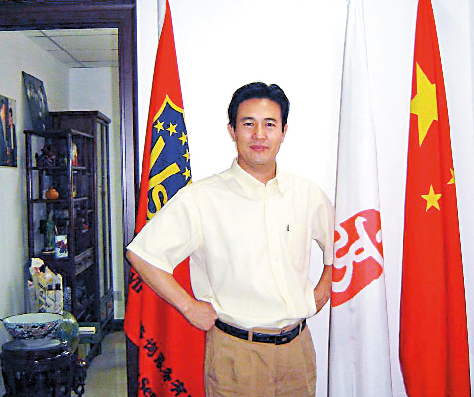 者美傑表示，成為中南海保鏢的條件很高，包括政治紀律、專業素質與極強的敬業精神等。