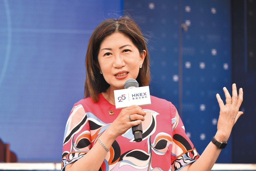 港交所行政總裁陳翊庭近年積極推動本港IPO改革。 港交所行政總裁陳翊庭近年積極推動本港IPO改革。