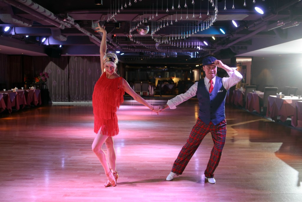 陳淑芳為陳永安的堂妹及陳家強的堂姑姐。