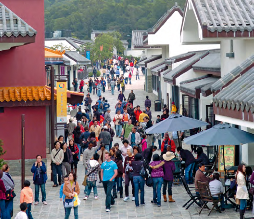 毗鄰昂坪纜車站、天壇大佛及寶蓮禪寺的昂坪市集，是不少市民及旅客想要在香港輕鬆郊遊玩樂的首選。