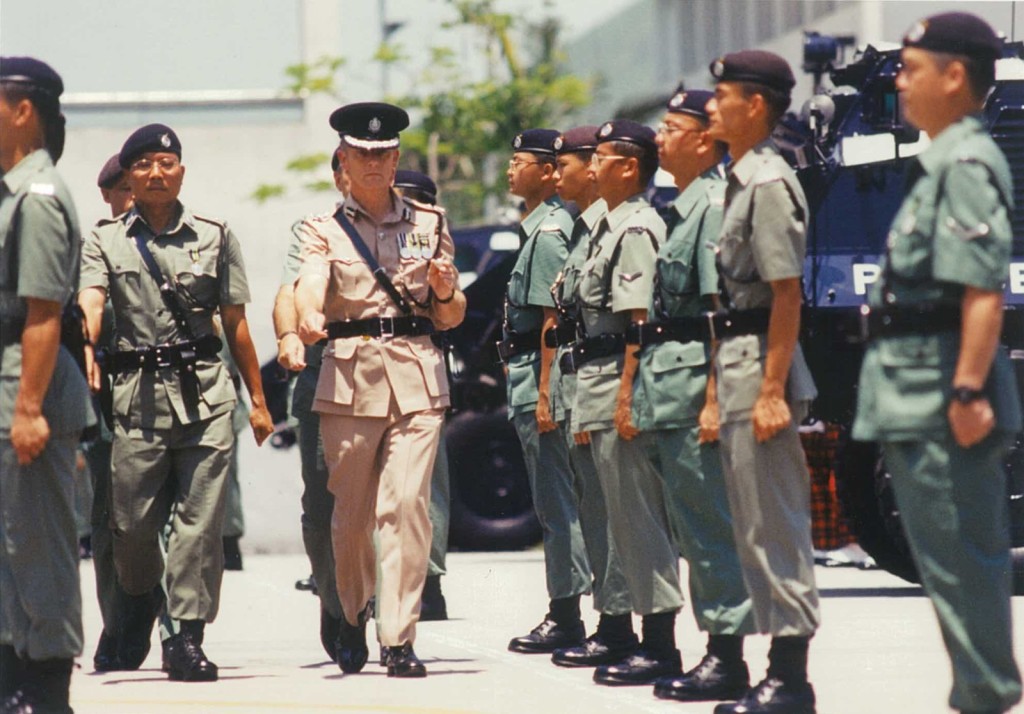 曾任香港皇家警察部隊的歐敏治，1997年退休，此前服務香港皇家警察達34年，並曾於1994年晉升為高級助理警務處長。