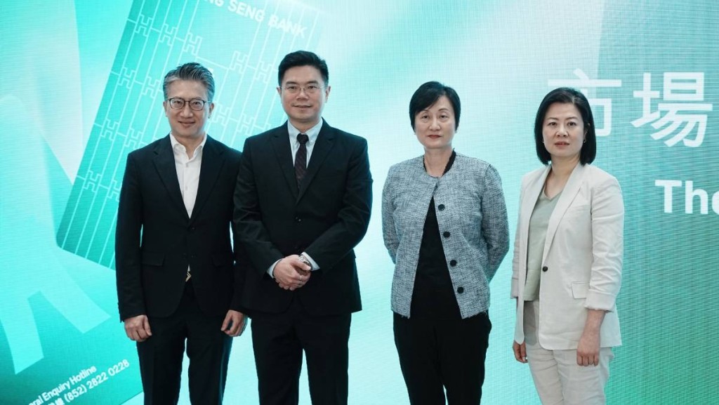 「存摺寶」保留了紅簿仔「看得見、摸得著」的踏實感，同時提供數碼便利，體現「科技唔係要客戶去追」的理念。