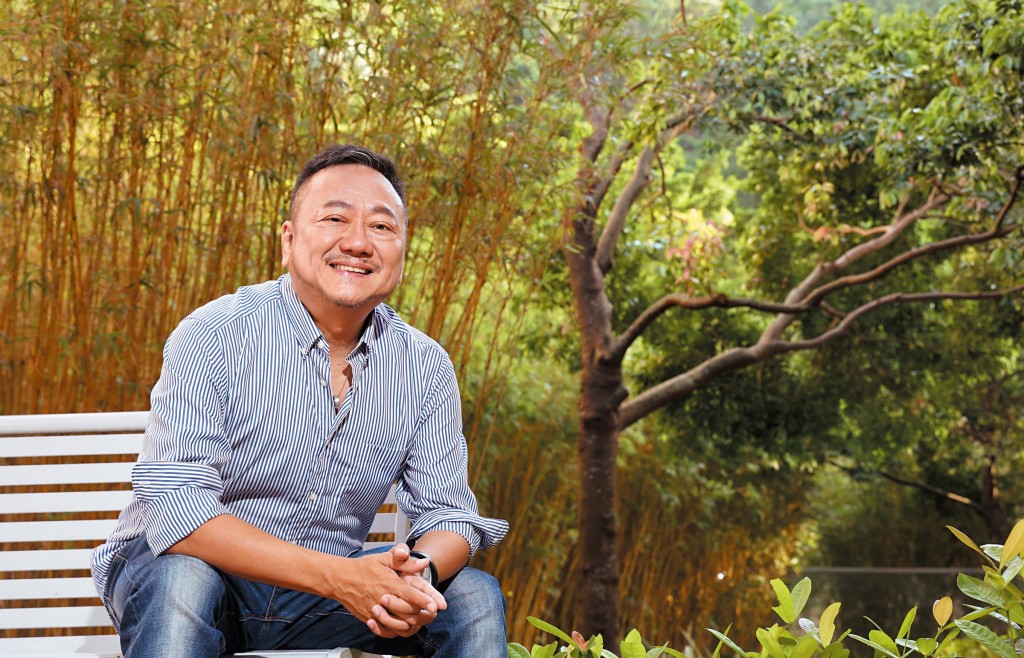 江紹祺創辦慈善組織「晚同牽」,積極安排不同活動和社會支援給一群長期被忽視的同志長者,希望他們能自在地公開身份,活出真我 。 江紹祺創辦慈善組織「晚同牽」,積極安排不同活動和社會支援給一群長期被忽視的同志長者,希望他們能自在地公開身份,活出真我 。