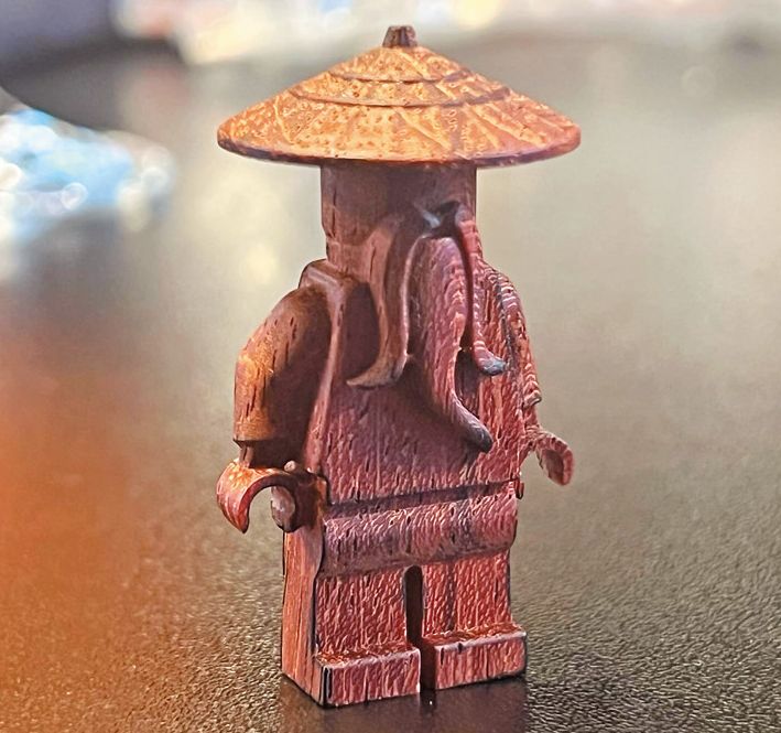 木製的吳大師價值高達十萬美元。