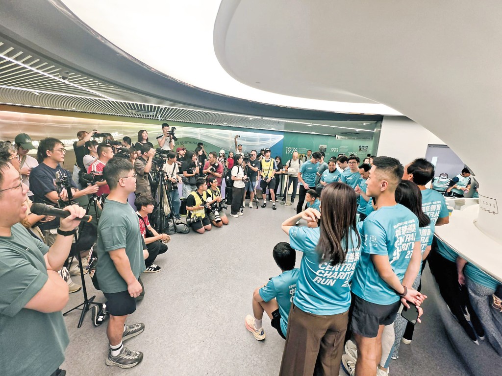 今屆中環Central Yard貫穿全港首條廿四小時冷氣天橋。 今屆中環Central Yard貫穿全港首條廿四小時冷氣天橋。