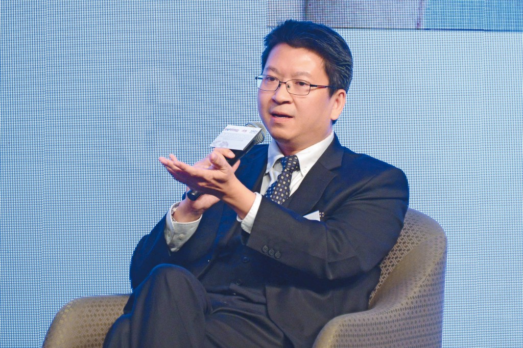 莊太量指出，信託服務公司會處理大量財富，有大額金錢存入也不足為奇。