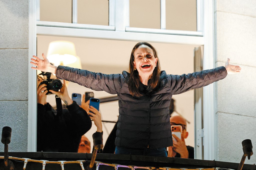 馬查多消失十一個月後，日前終於在挪威奧斯陸一間酒店內公開露面。