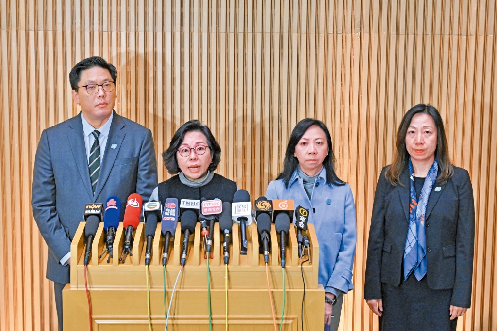 政府早前公布協助宏福苑業主處理火災後各項管理及後續事宜的方案。 政府早前公布協助宏福苑業主處理火災後各項管理及後續事宜的方案。