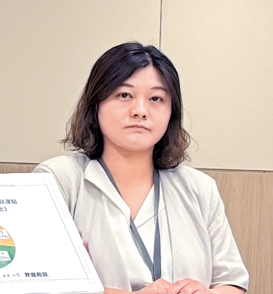 勞工界今次有不少首次參選的新臉孔，包括同為工聯會的繆天慧和關勝傑。