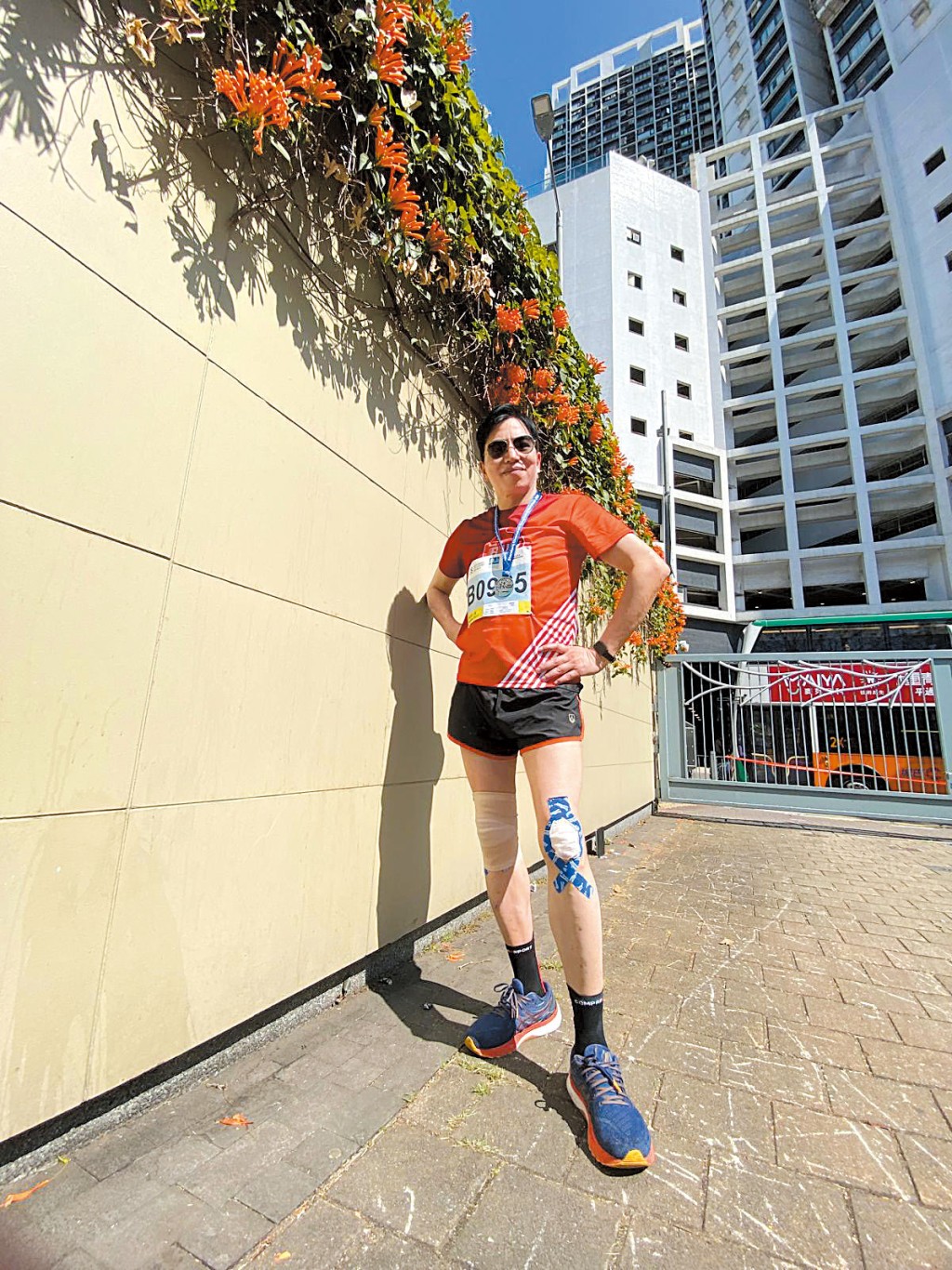 曹志成近年都有參與香港渣打馬拉松全馬賽事。 曹志成近年都有參與香港渣打馬拉松全馬賽事。