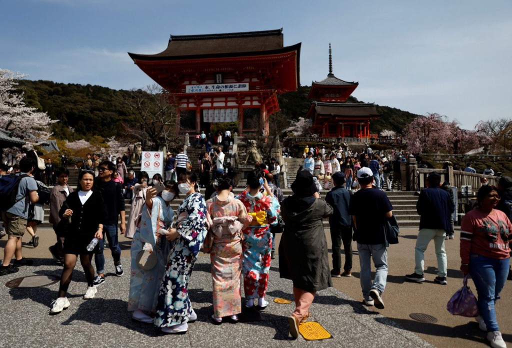 日本疫後的旅遊業復甦快速,更吸引不少投資者掃日股。 日本疫後的旅遊業復甦快速,更吸引不少投資者掃日股。