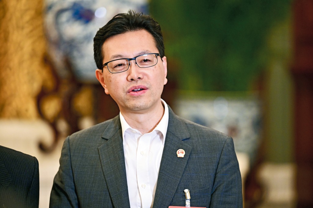 吳秋北回顧供水歷史,原來工聯會當年曾落力獻策推動東江水供港。 吳秋北回顧供水歷史,原來工聯會當年曾落力獻策推動東江水供港。