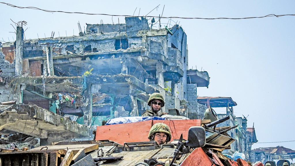 IS的亞洲分支主要集中在菲律賓南部棉蘭老島一帶，由多個本地武裝派系拼合而成。