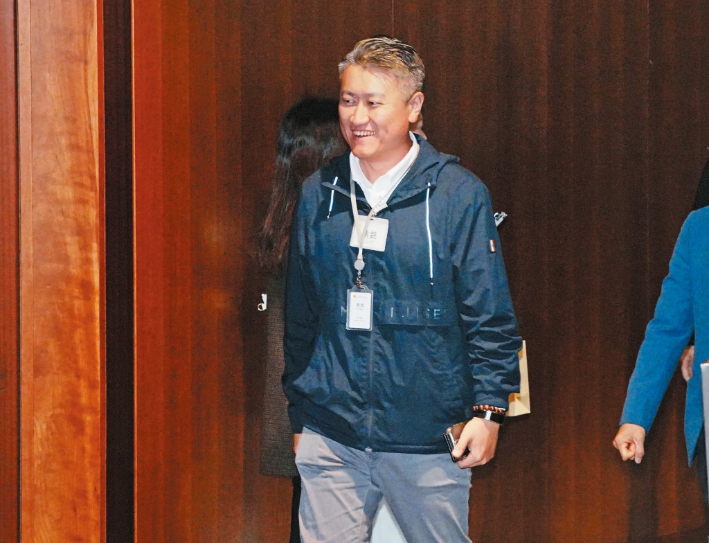 姚銘早前報名應考「的士及網約車綜合筆試」，並取得成功合格成績。