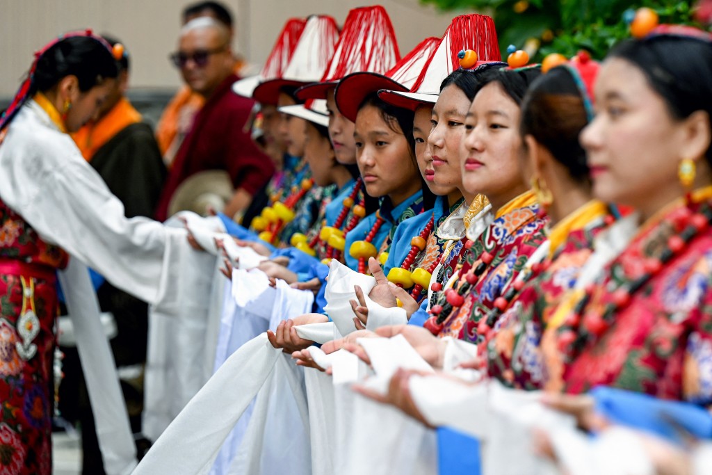 登山活動每年為尼泊爾帶來龐大的旅遊收益。 登山活動每年為尼泊爾帶來龐大的旅遊收益。