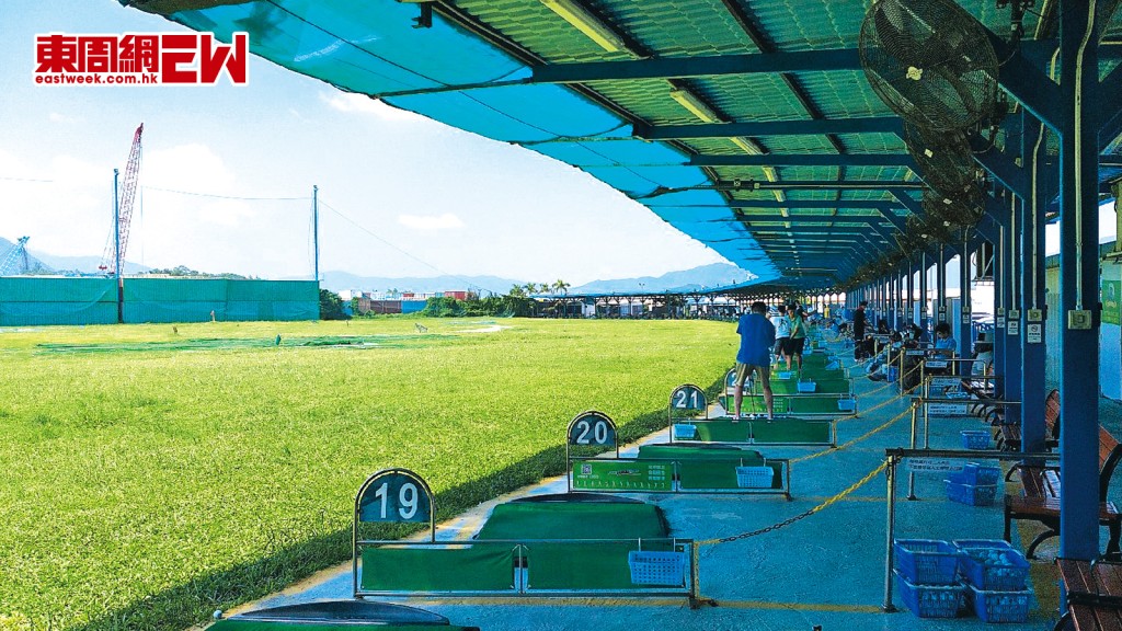 白石高爾夫球練習場自九八年至今，兩度由不同公司營運，是少數毋須會籍及年費的平民訓練場。