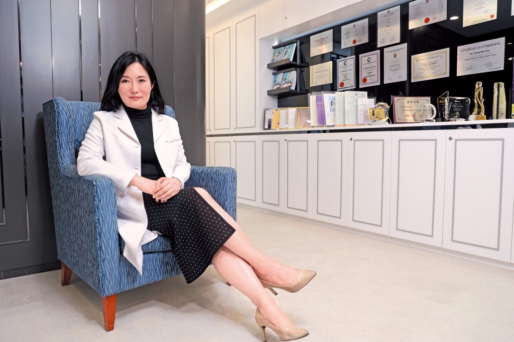 鄭曉蔚醫生同時擔任益生菌益生元與人類健康實驗室的顧問一職。