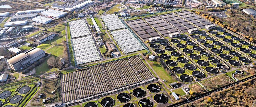 耗資五億英鎊興建的海水化淡廠，在緊急時因主要設備損壞而無法使用。